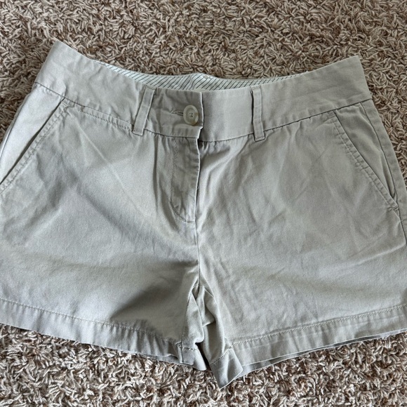 LOFT Pants - Loft khaki shorts Sz 2